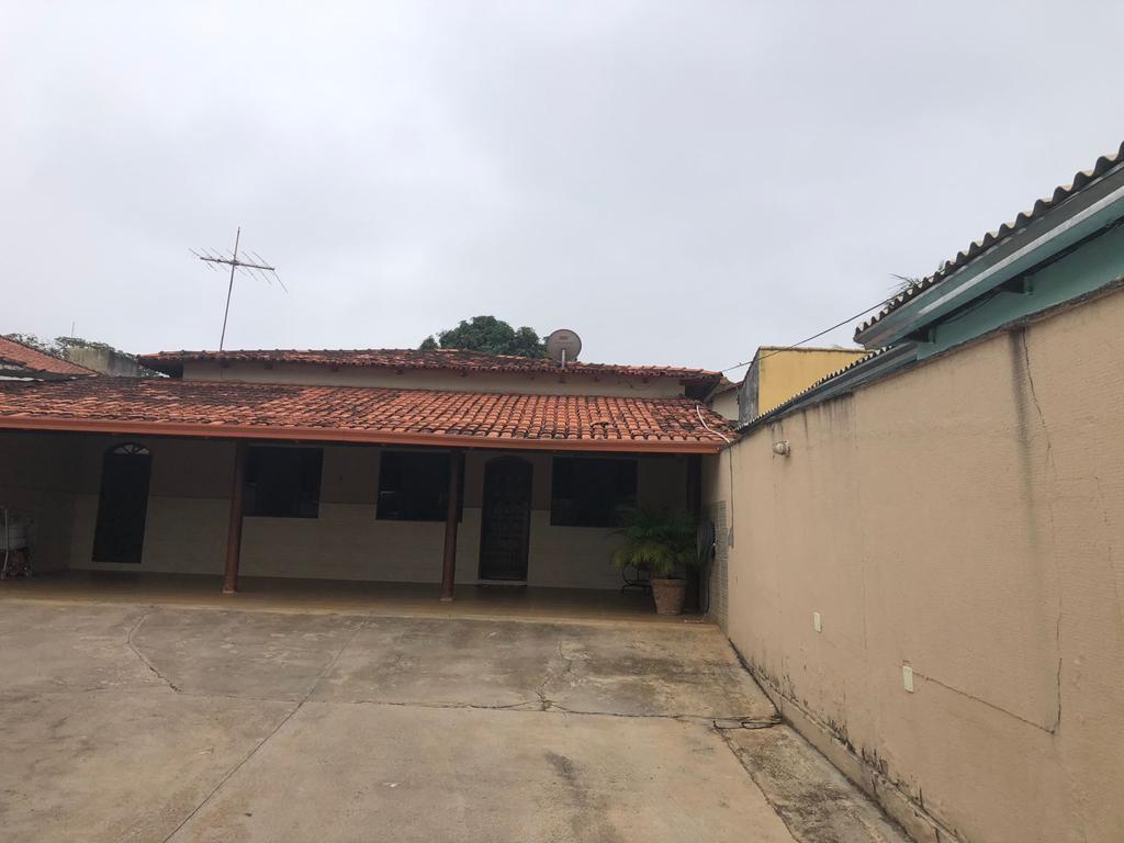 Casa a venda, excelente investimento